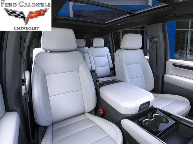 2026 Chevrolet Suburban High Country - Photo 16