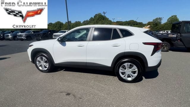 2026 Chevrolet Trax LS - Photo 9