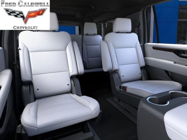 2026 Chevrolet Suburban High Country - Photo 17