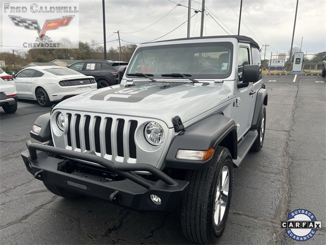 2023 Jeep Wrangler 2-Door Sport's photo