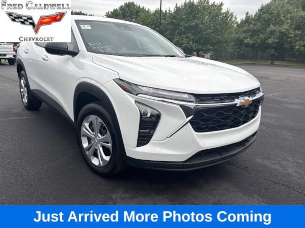 Used 2026 Chevrolet Trax LS SUV