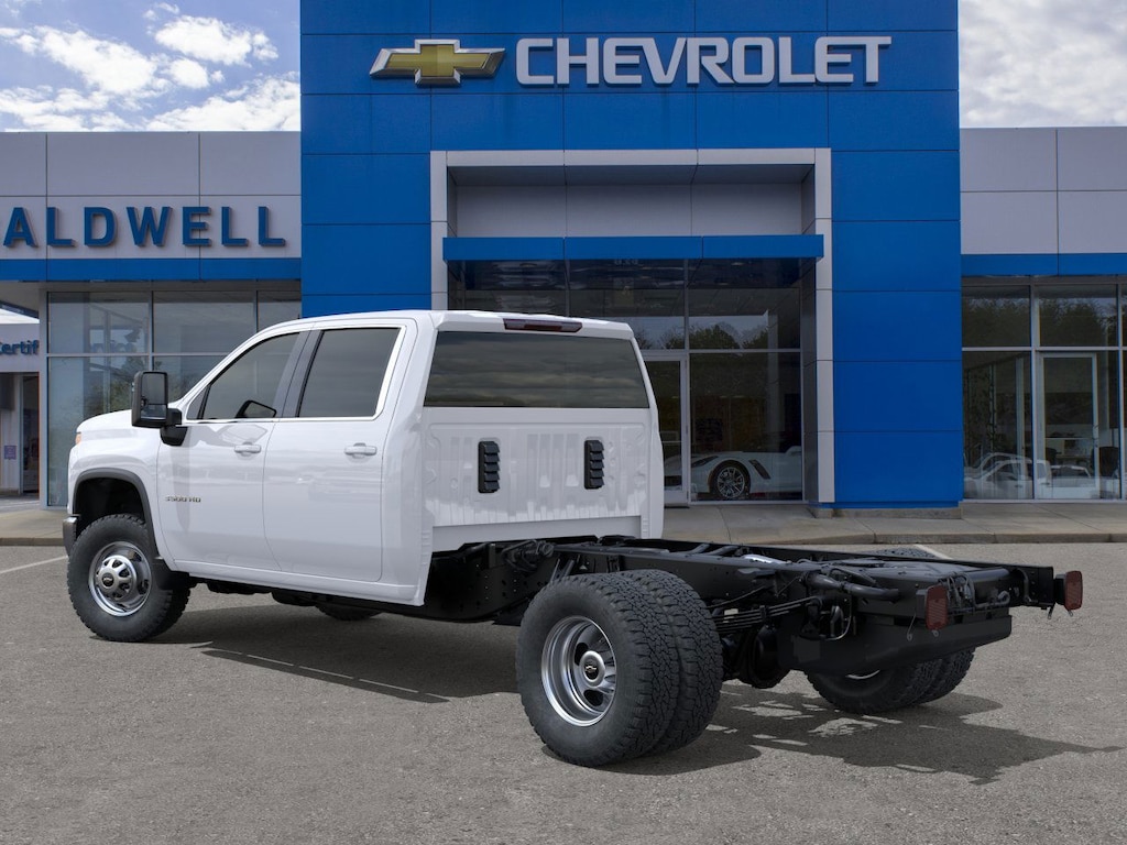 New 2025 Chevrolet Silverado 3500 HD Chassis Cab Work Truck Truck