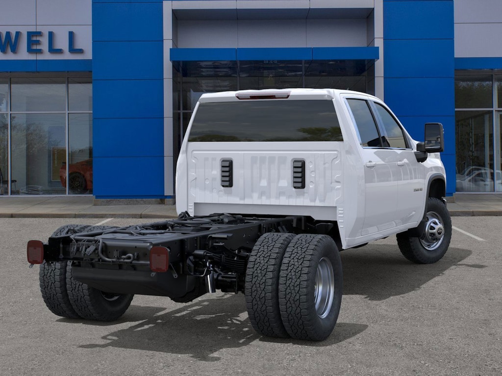 New 2025 Chevrolet Silverado 3500 HD Chassis Cab Work Truck Truck
