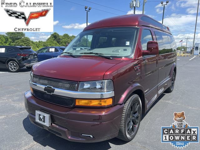 2025 Chevrolet Express 2500 Work Van HD's photo