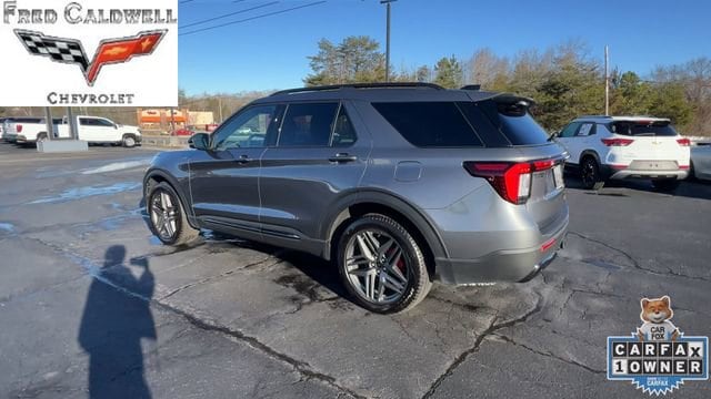 2025 Ford Explorer ST-LINE - Photo 6
