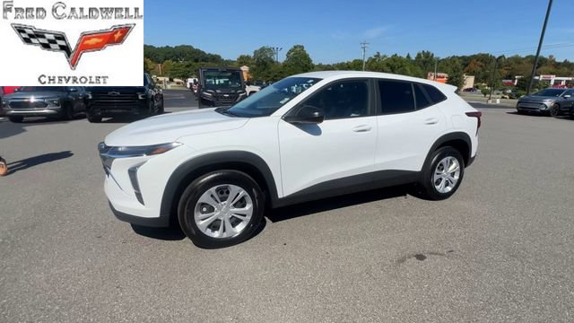 2026 Chevrolet Trax LS - Photo 8
