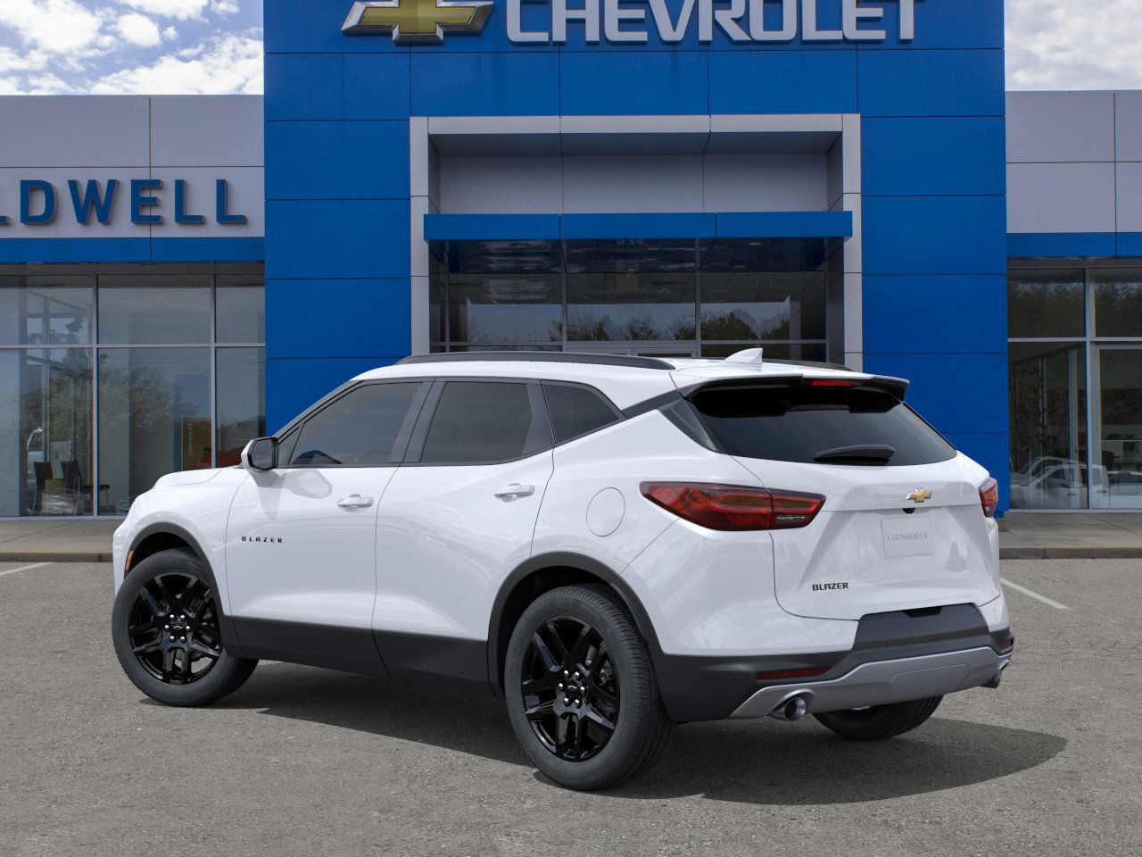 2025 Chevrolet Blazer 2LT photo 2