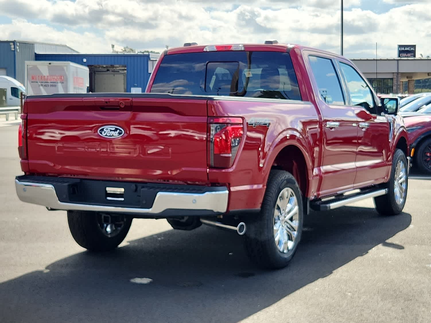 2025 Ford F-150 XLT photo 3