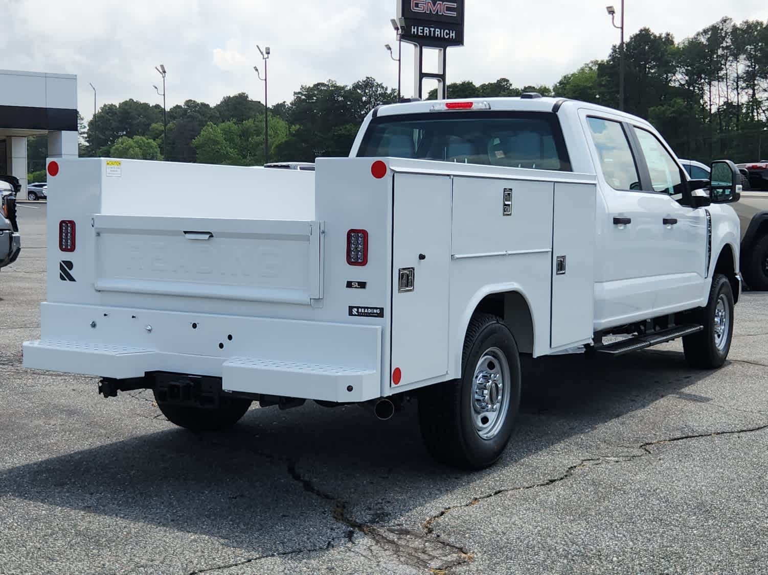 2025 Ford F-250 XL photo 3