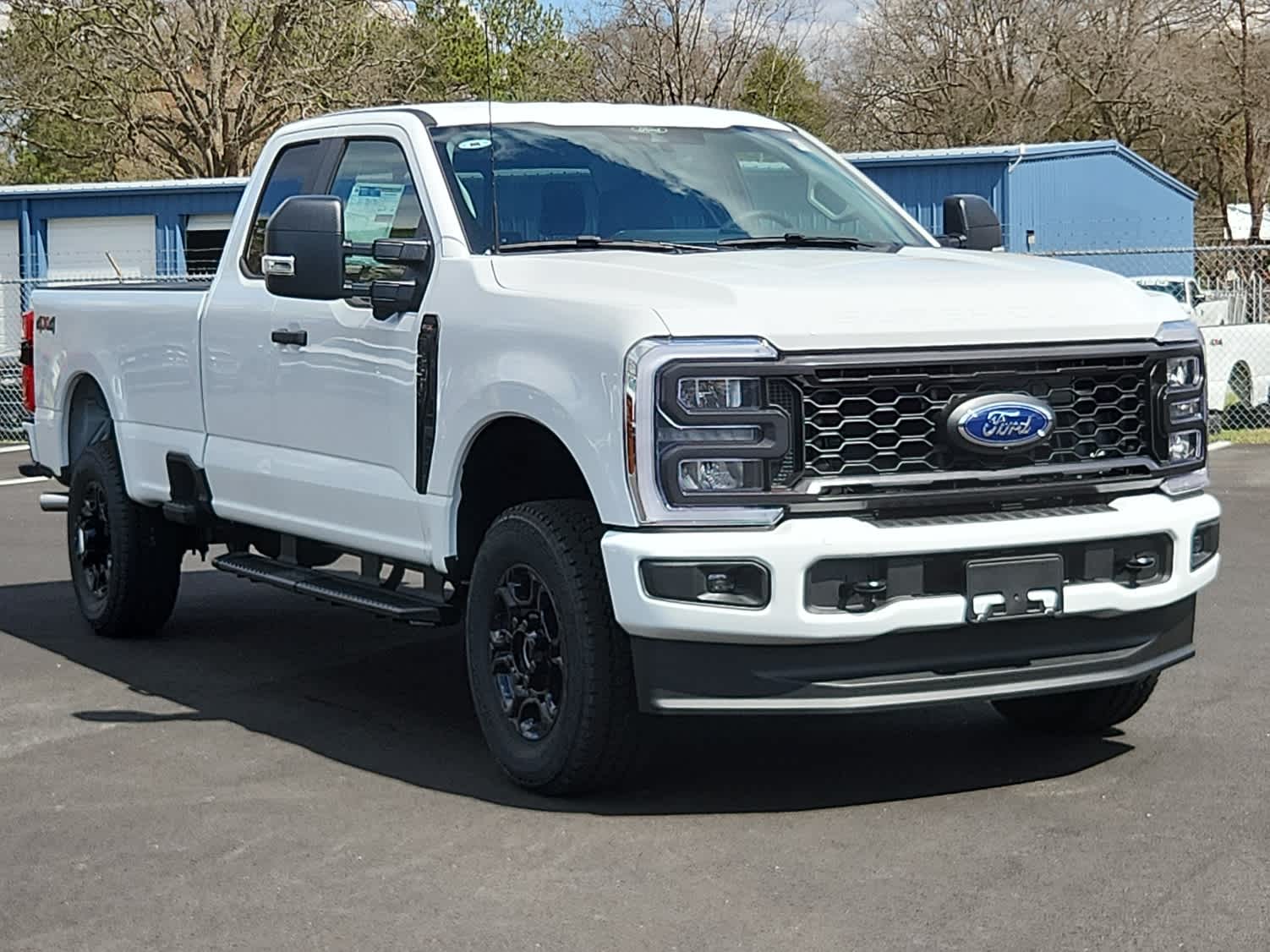 2025 Ford F-250 XL photo 2