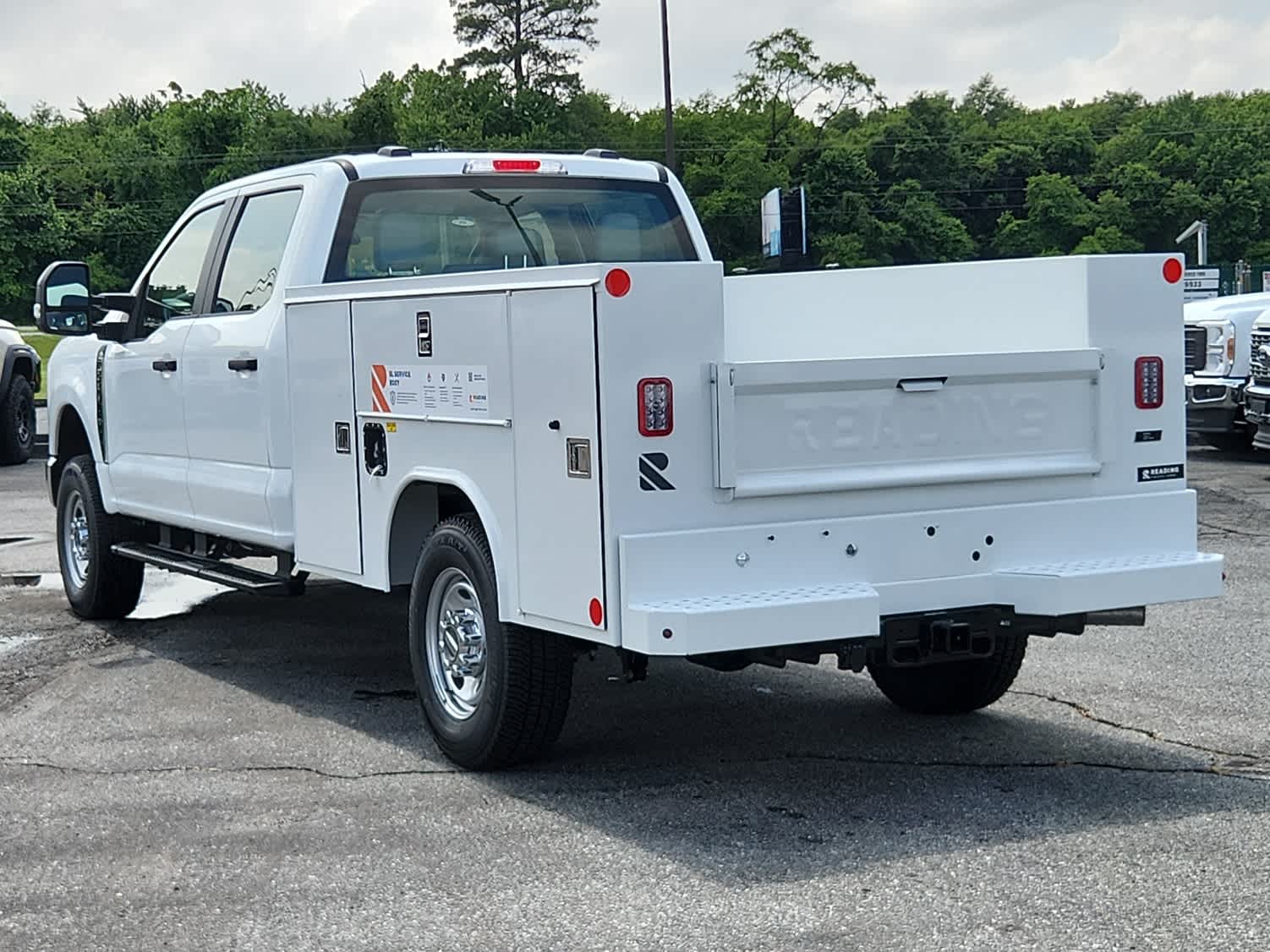 2025 Ford F-250 XL photo 4