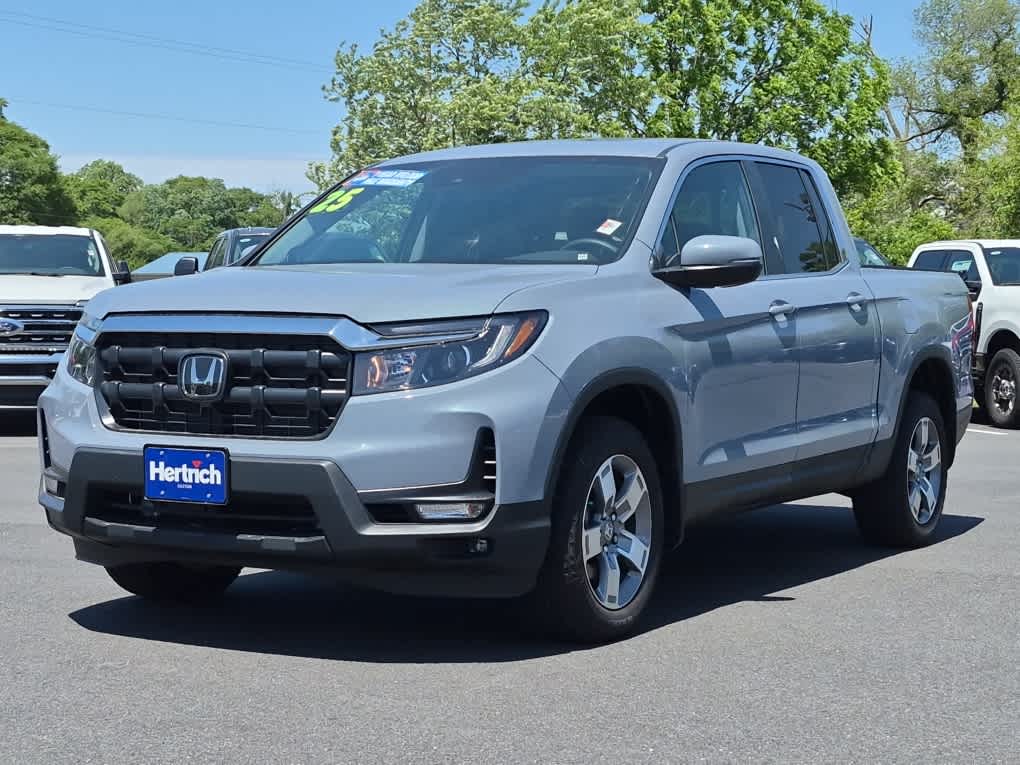 2025 Honda Ridgeline RTL AWD's photo
