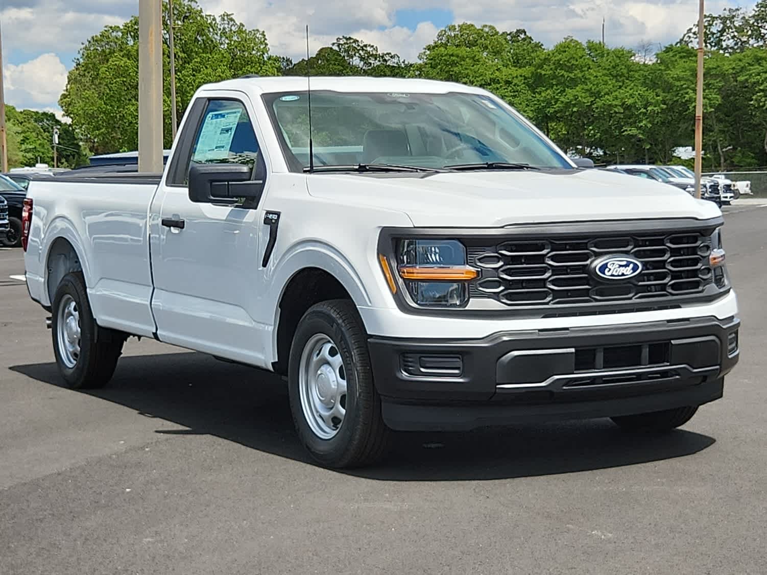 2025 Ford F-150 XL photo 2