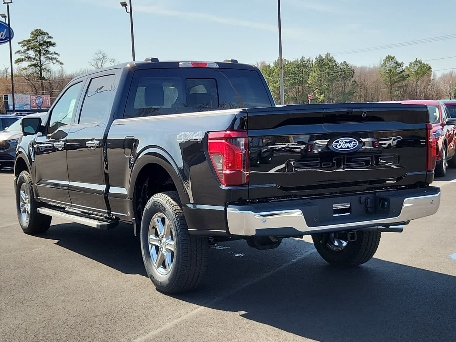 2025 Ford F-150 XLT photo 4