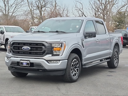 2023 Ford F-150 XLT 4WD Supercrew 5.5 Box Truck SuperCrew Cab