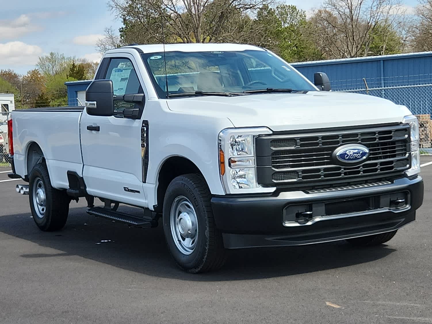 2025 Ford F-250 XL photo 2