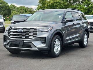 2025 Ford Explorer Active 4WD