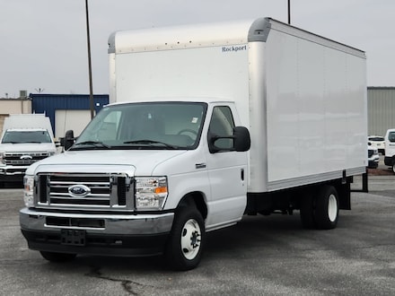 2025 Ford E-Series Cutaway E-350 SRW