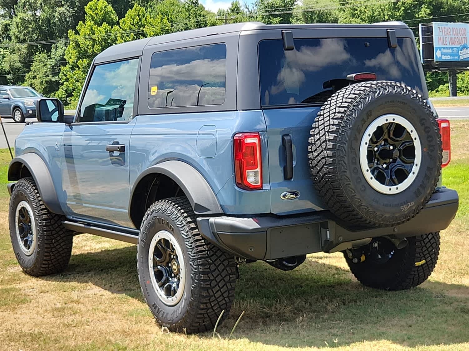 2024 Ford Bronco Black Diamond photo 4