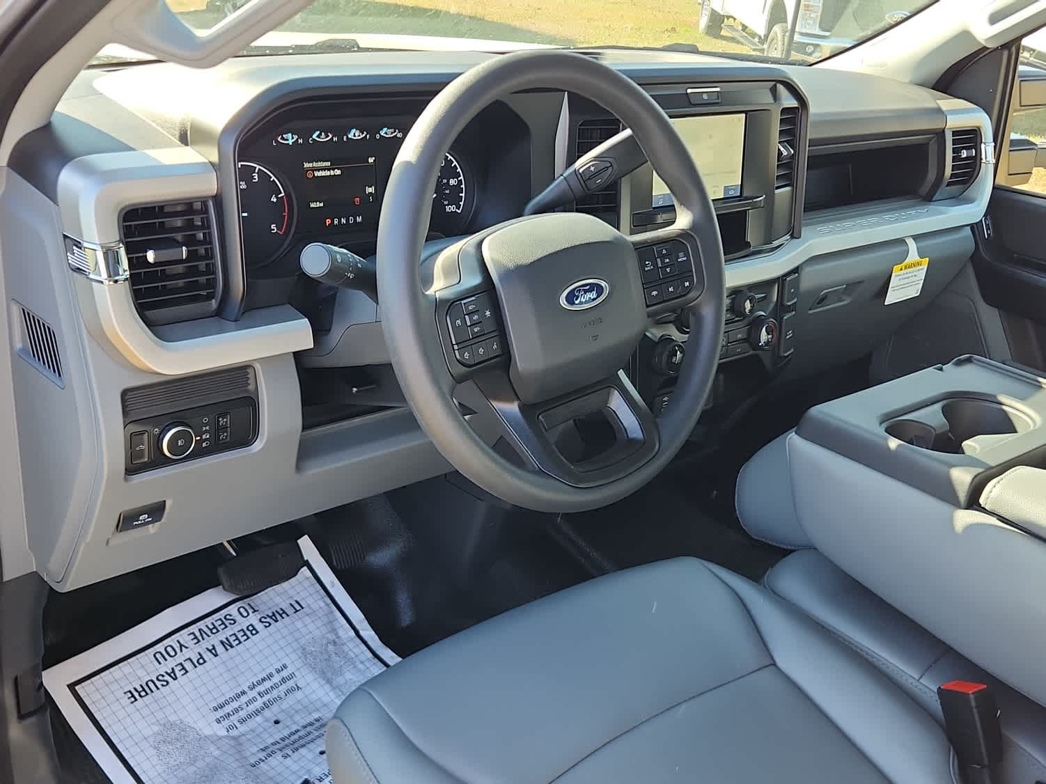 2025 Ford F-350 Super Duty Chassis Cab XL - Photo 11