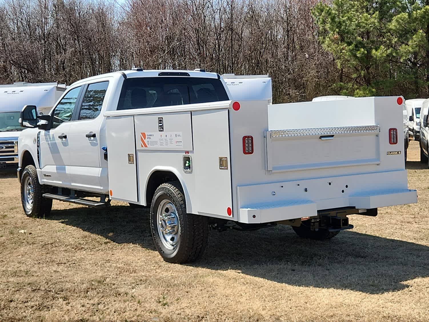 2024 Ford F-350 XL photo 4