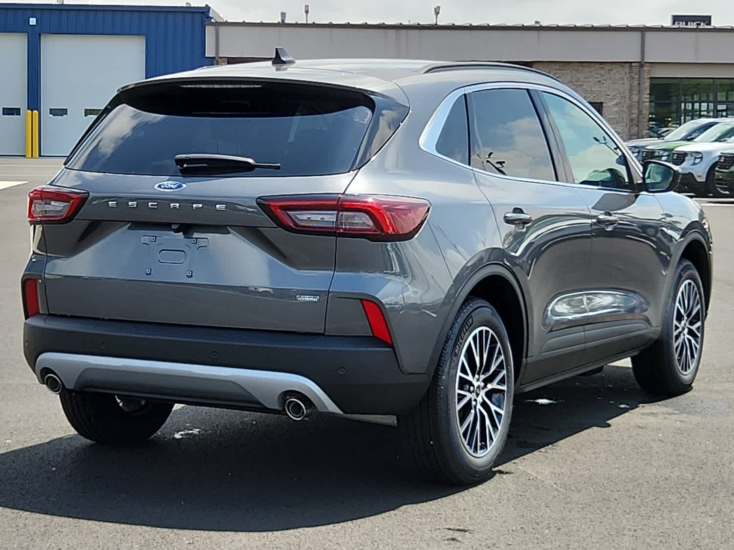 2025 Ford Escape Plug-In Hybrid photo 3