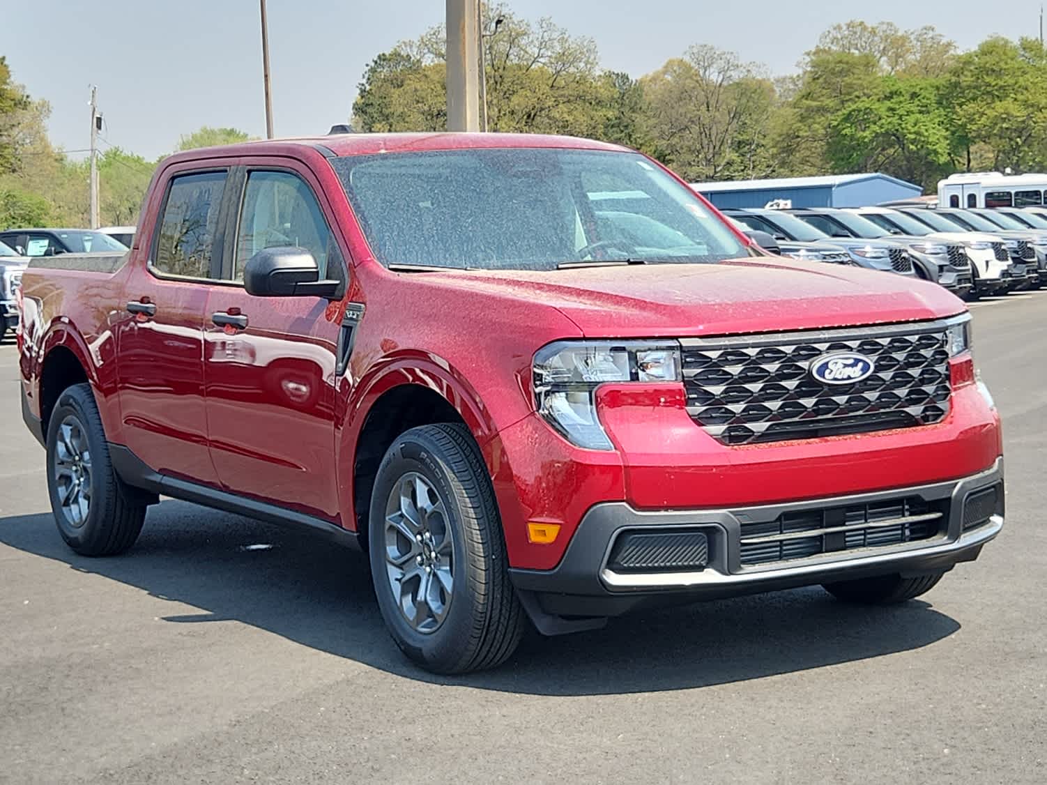 2025 Ford Maverick XLT photo 2