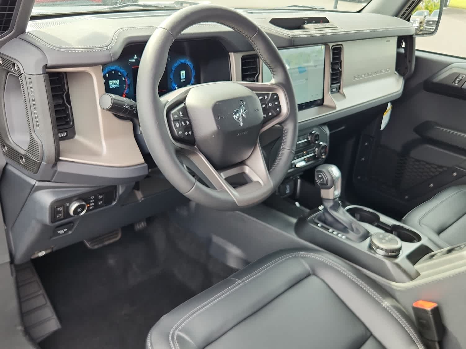 2025 Ford Bronco 4-Door Outer Banks - Photo 11
