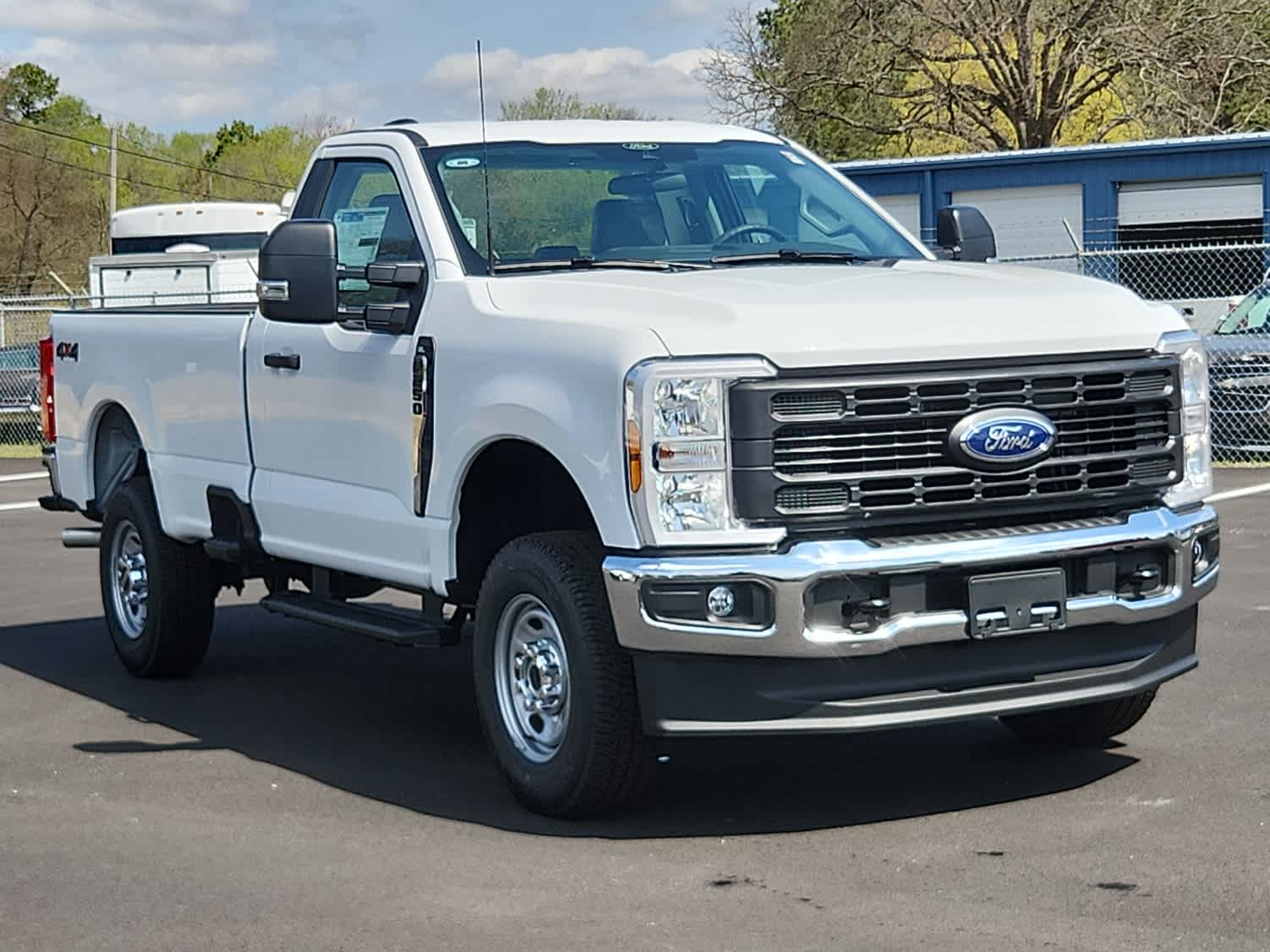 2025 Ford F-250 XL photo 2
