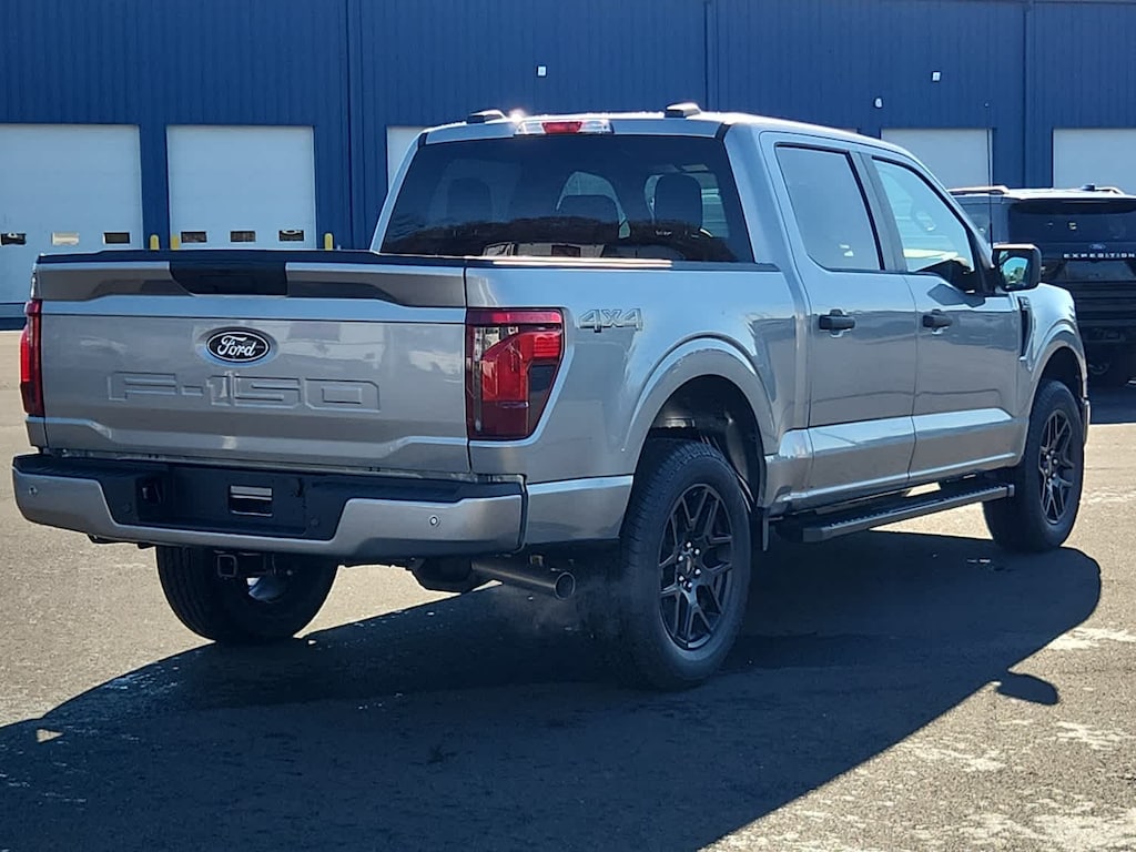 New 2025 Ford F-150 STX 4WD SuperCrew 5.5 Box