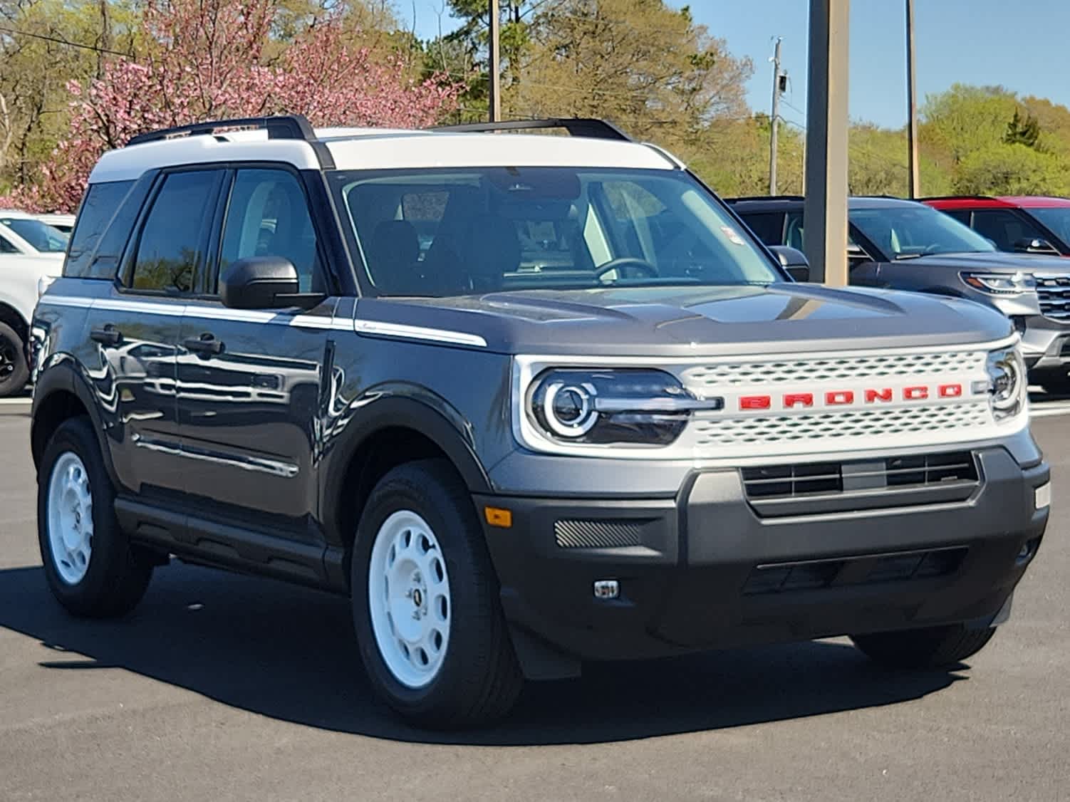 2025 Ford Bronco Sport Heritage photo 2