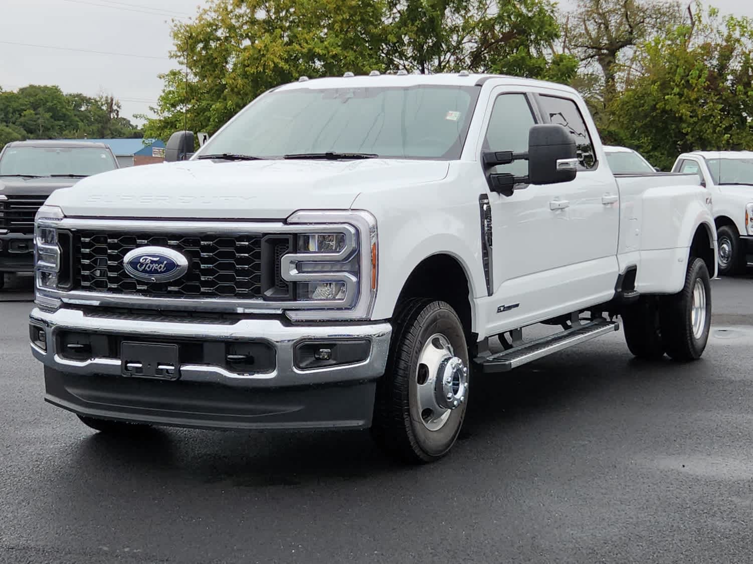 2026 Ford F-350 Super Duty XLT's photo