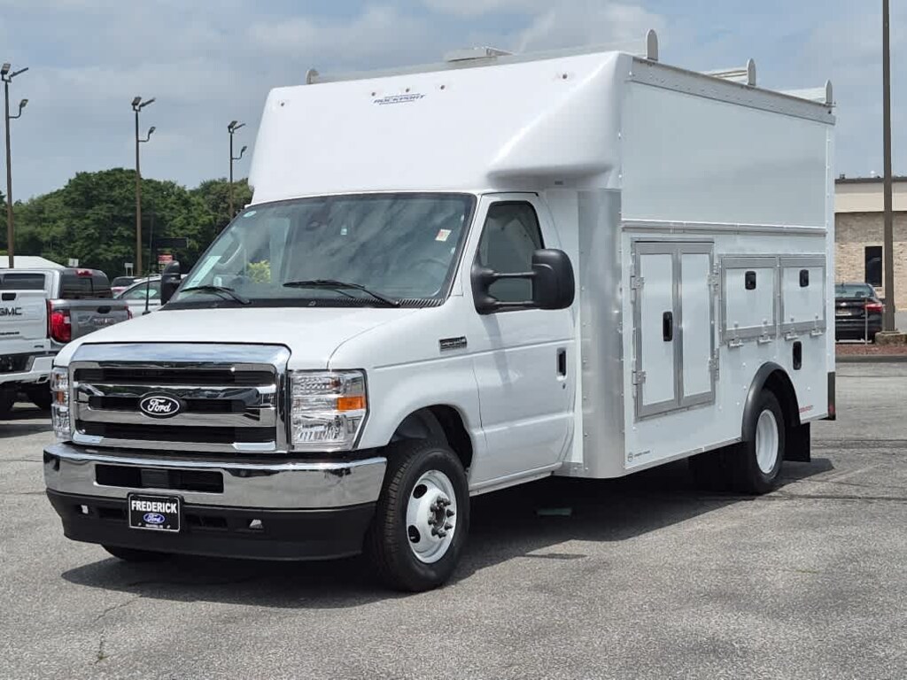 New 2027 Ford E-Series Cutaway E-350 SRW