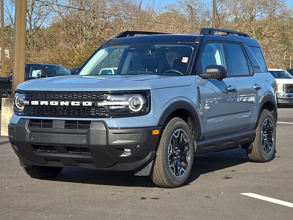 New 2025 Ford Bronco Sport Outer Banks 4x4