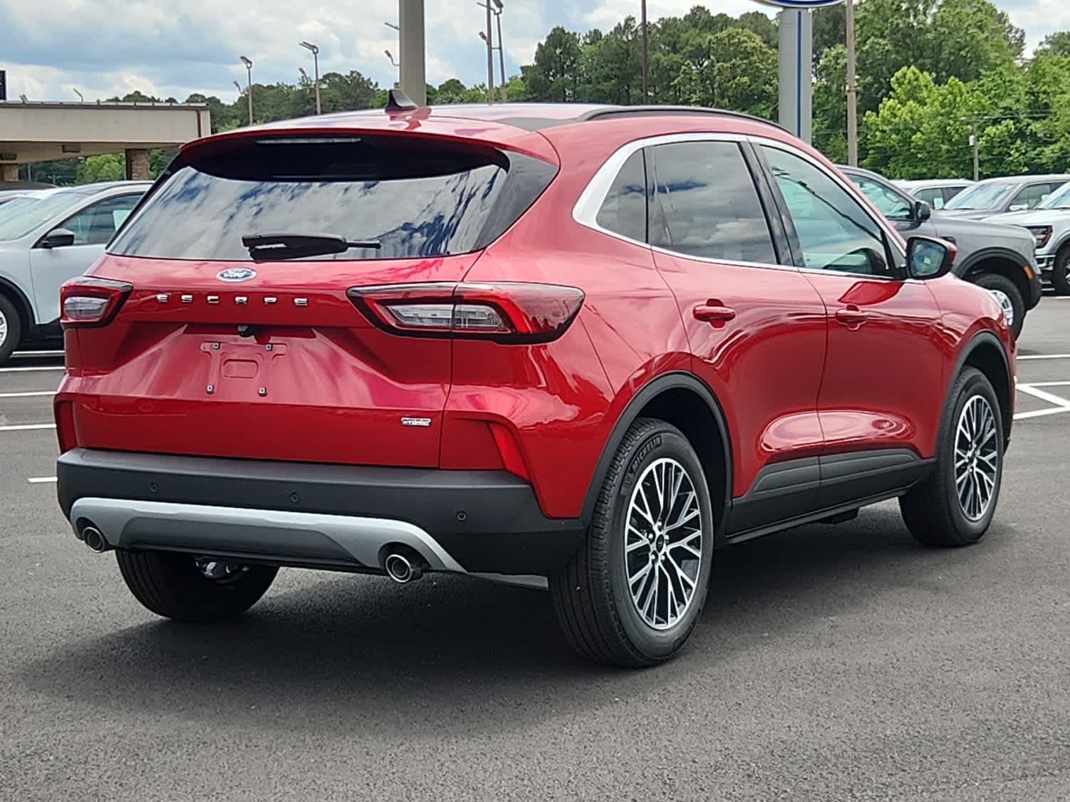 2025 Ford Escape Plug-In Hybrid photo 3