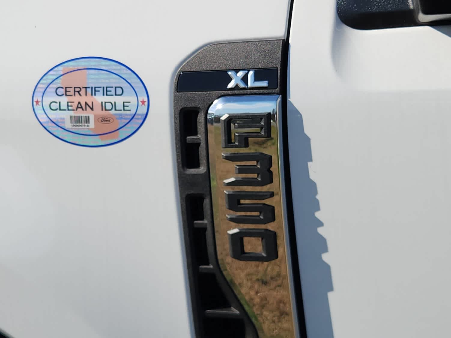2025 Ford F-350 Super Duty Chassis Cab XL - Photo 18