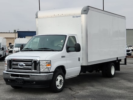 2025 Ford E-Series Cutaway E-350 SRW