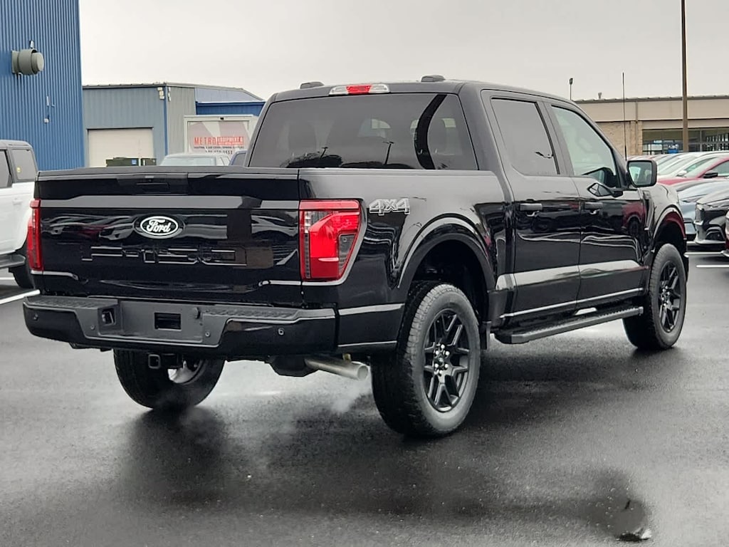 New 2025 Ford F-150 STX 4WD SuperCrew 5.5 Box