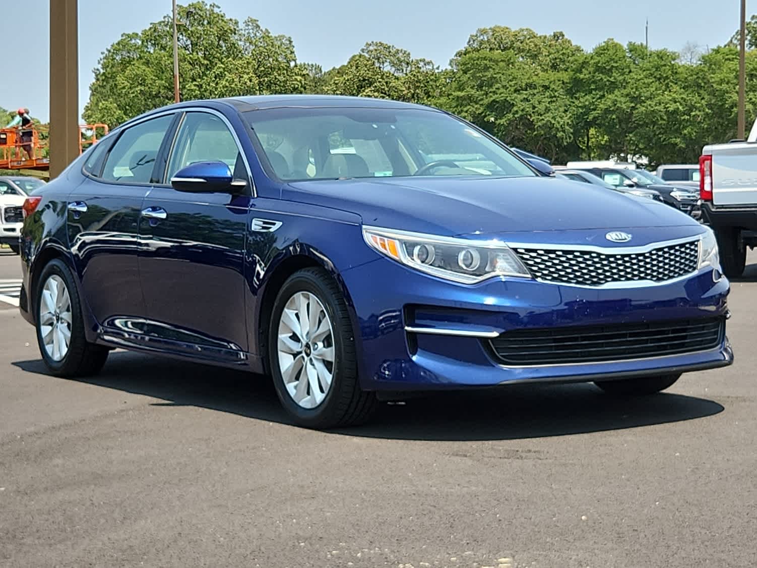 Used 2016 Kia Optima EX with VIN 5XXGU4L35GG031110 for sale in Seaford, DE
