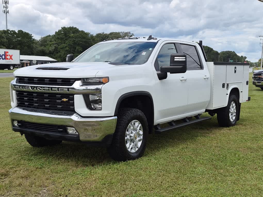  2022 Chevrolet Silverado 3500HD Chassis LT Crew Cab 4WD   