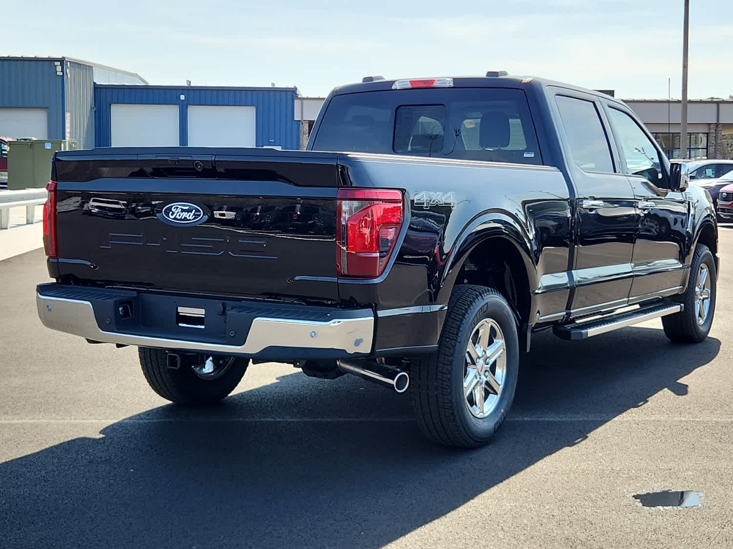 2025 Ford F-150 XLT photo 3