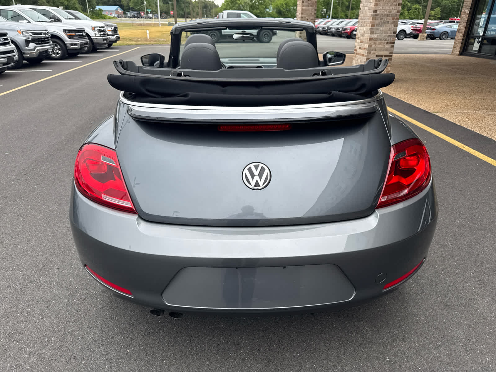 2013 Volkswagen Beetle 2.5L Conv. auto PZEV's photo