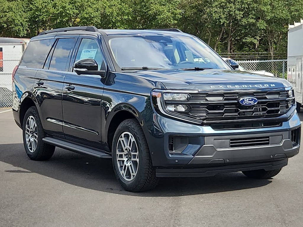 New 2025 Ford Expedition Active 4x4