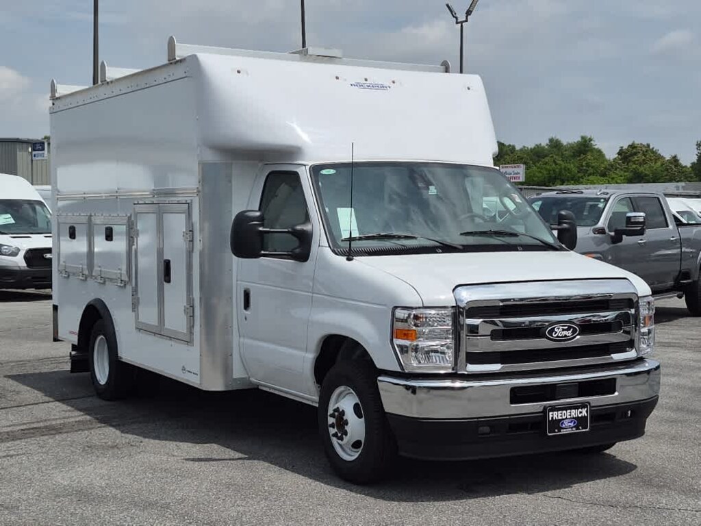 New 2027 Ford E-Series Cutaway E-350 SRW