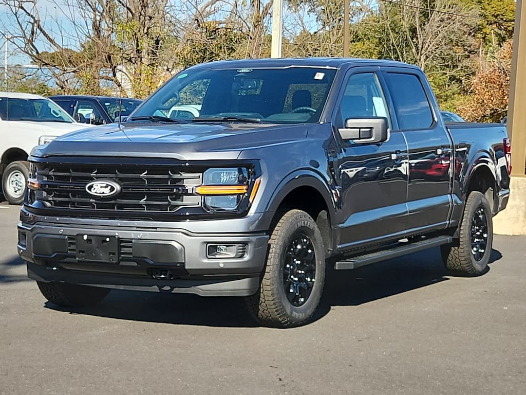 New 2025 Ford F-150 XLT