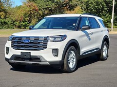 2025 Ford Explorer Active 4WD