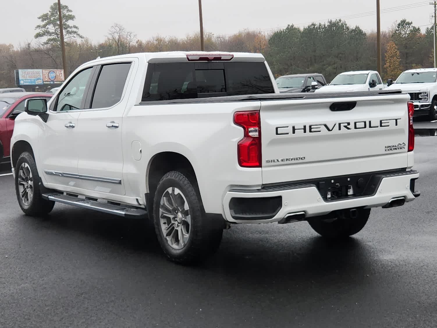 2023 Chevrolet Silverado 1500 High Country photo 4