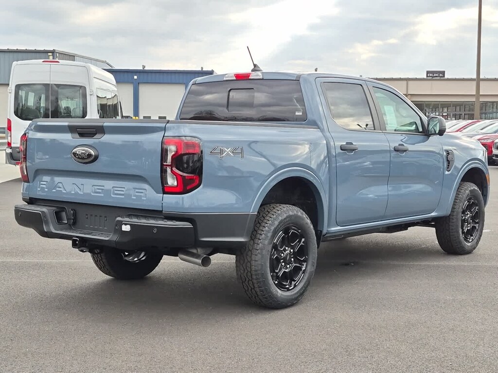 2025 Ford Ranger XLT photo 3