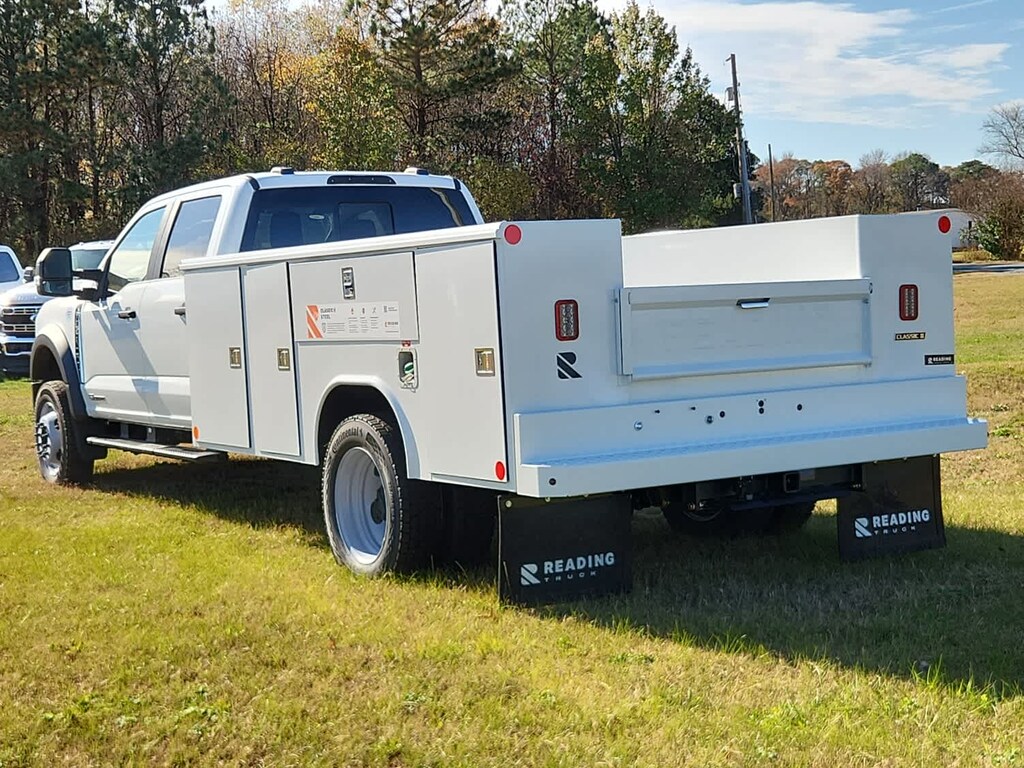 2025 Ford F-450 XL photo 4