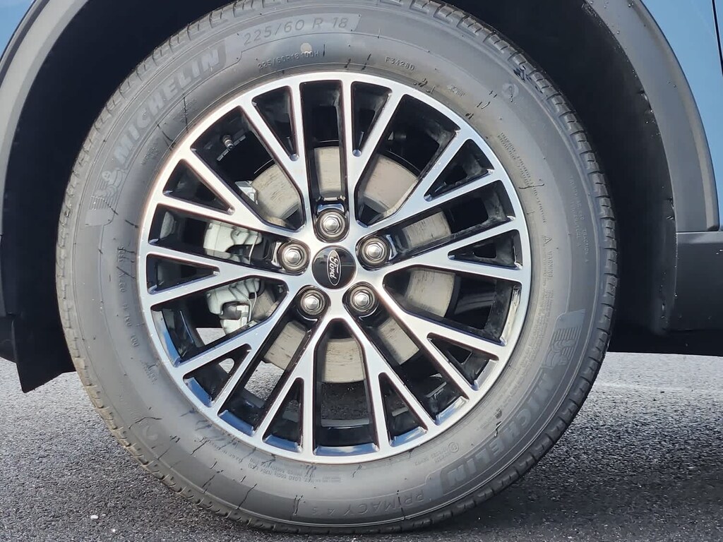 2026 Ford Escape Plug-In Hybrid photo 3